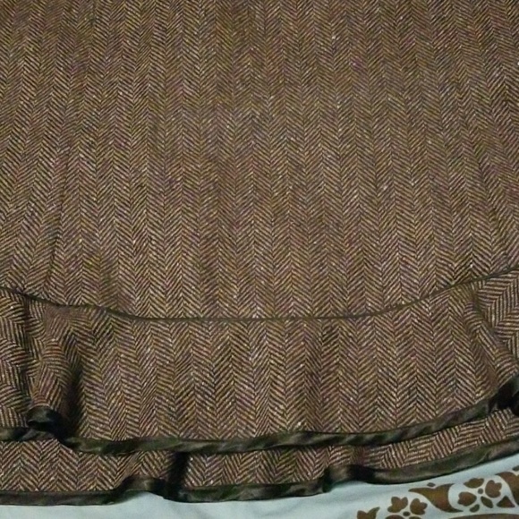 Skirt - Picture 3 of 5
